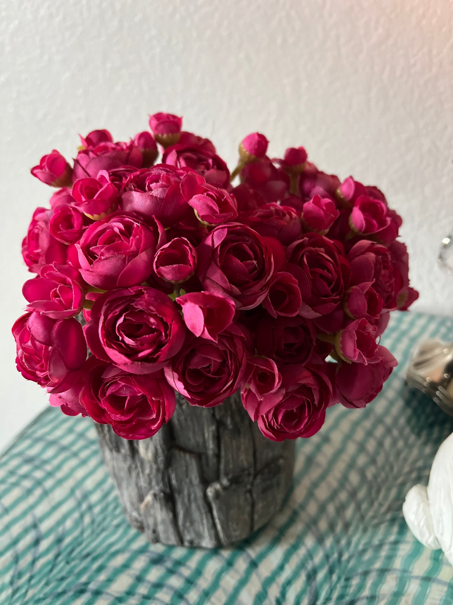 REAL TOUCH RANUNCULUS BUSH