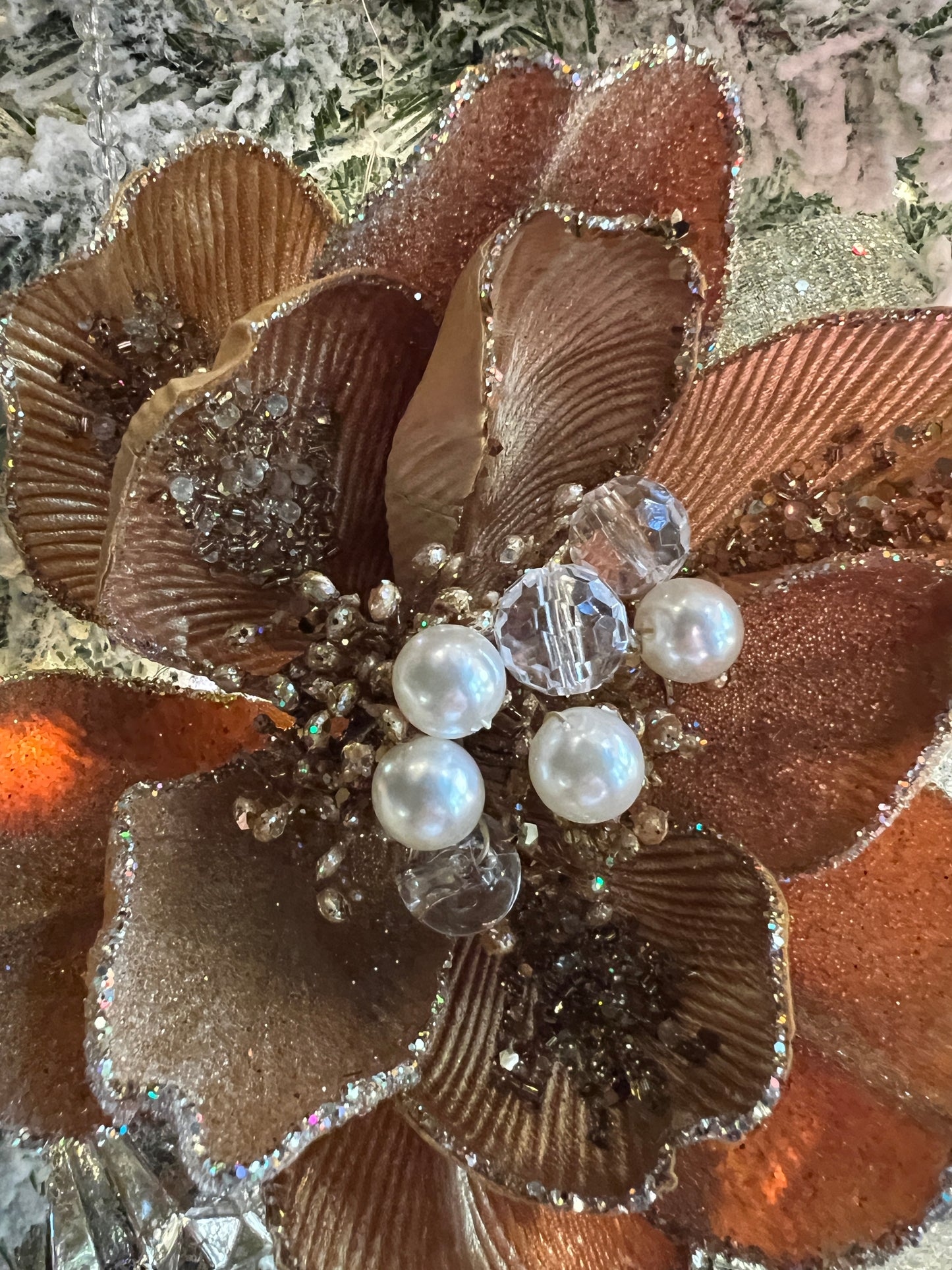 GRAND MAGNOLIA STEM(CHAMPAGNE) FARRISILK