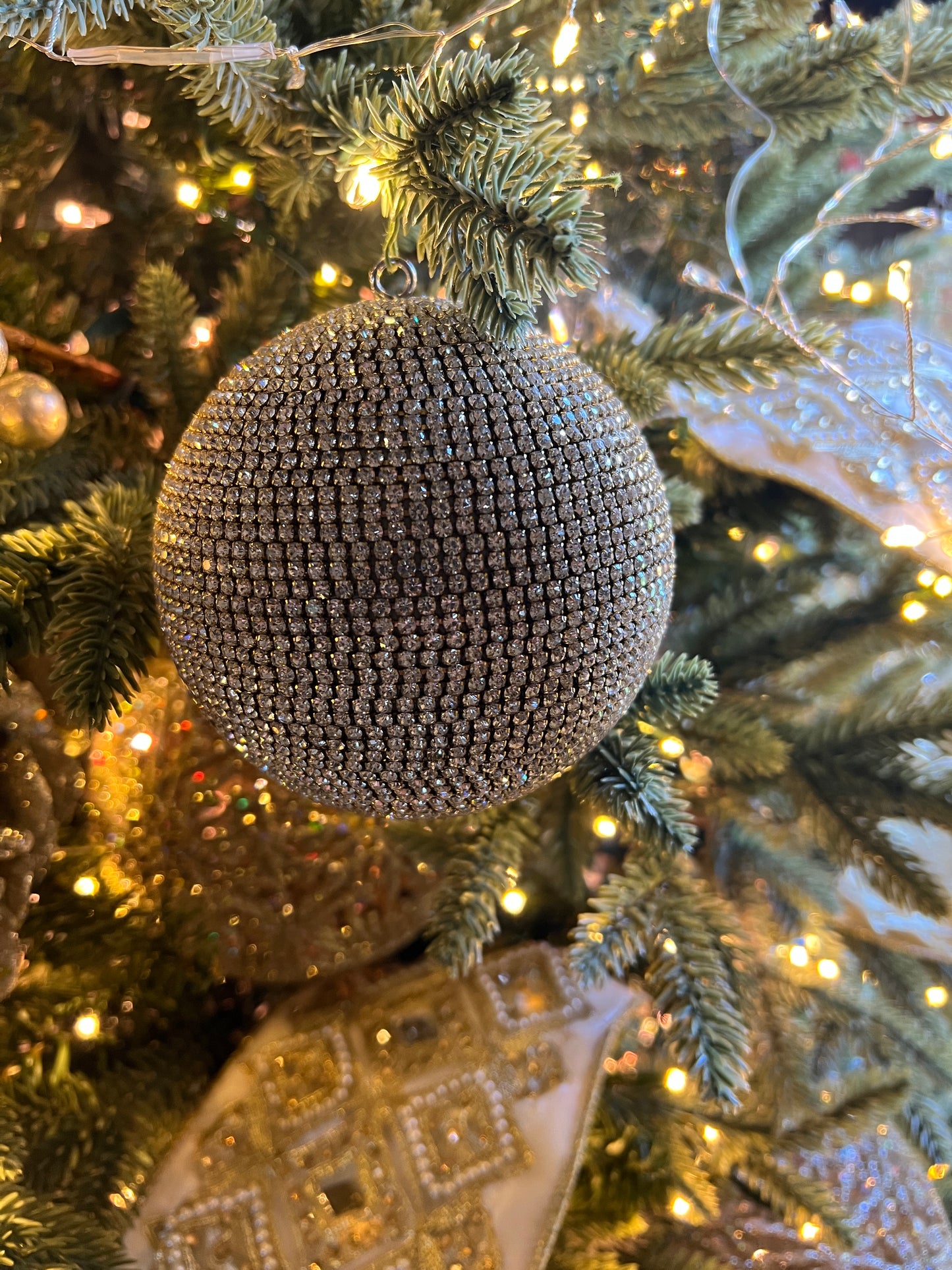 Decadent Diamond ornament 4”