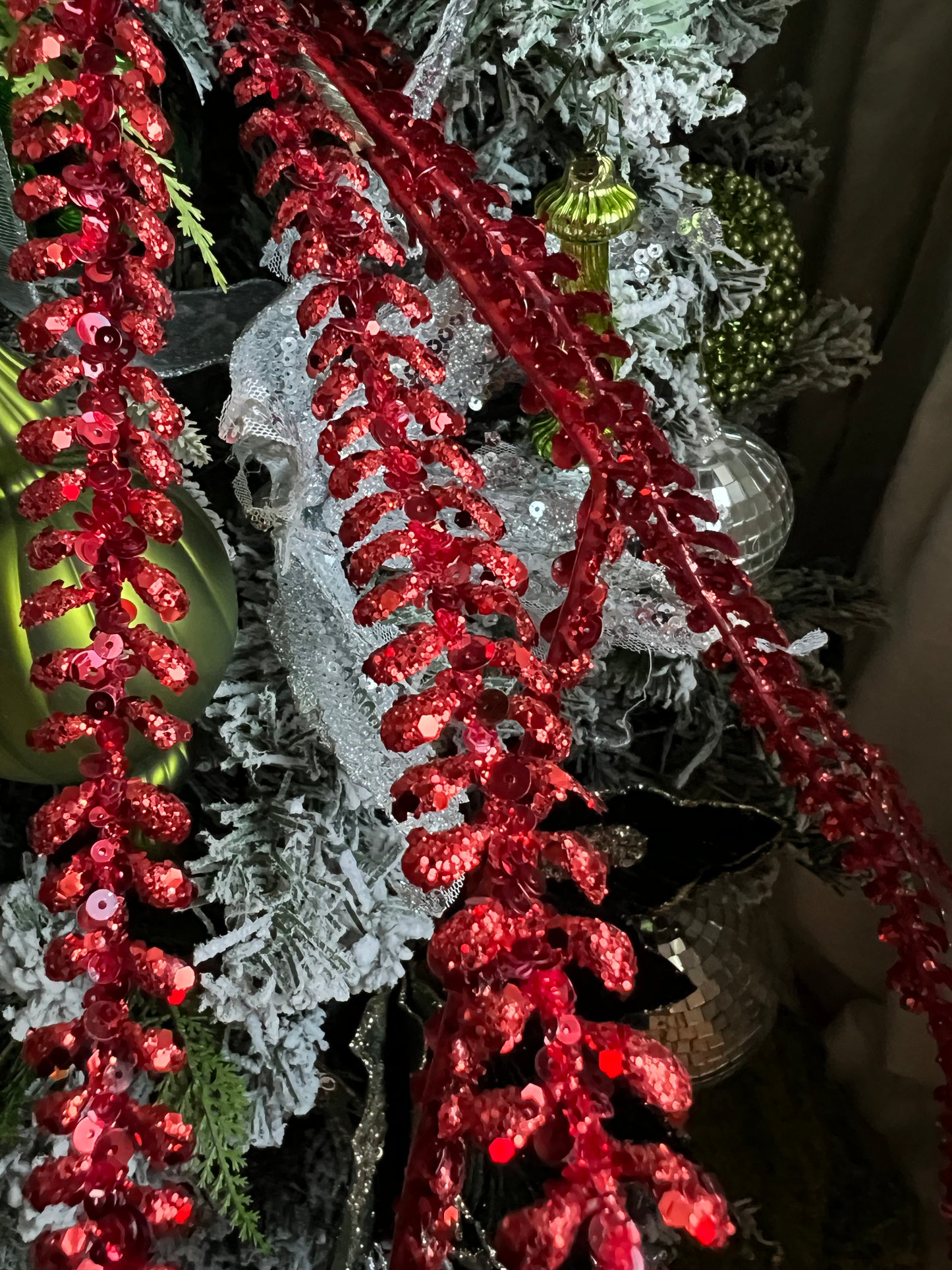 CHRISTMAS FEATHERS