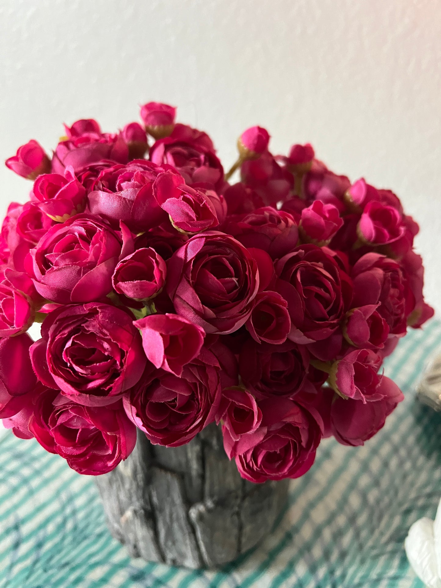 REAL TOUCH RANUNCULUS BUSH