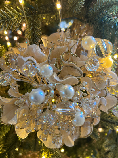 Bejeweled Hydrangea flower (ivory)