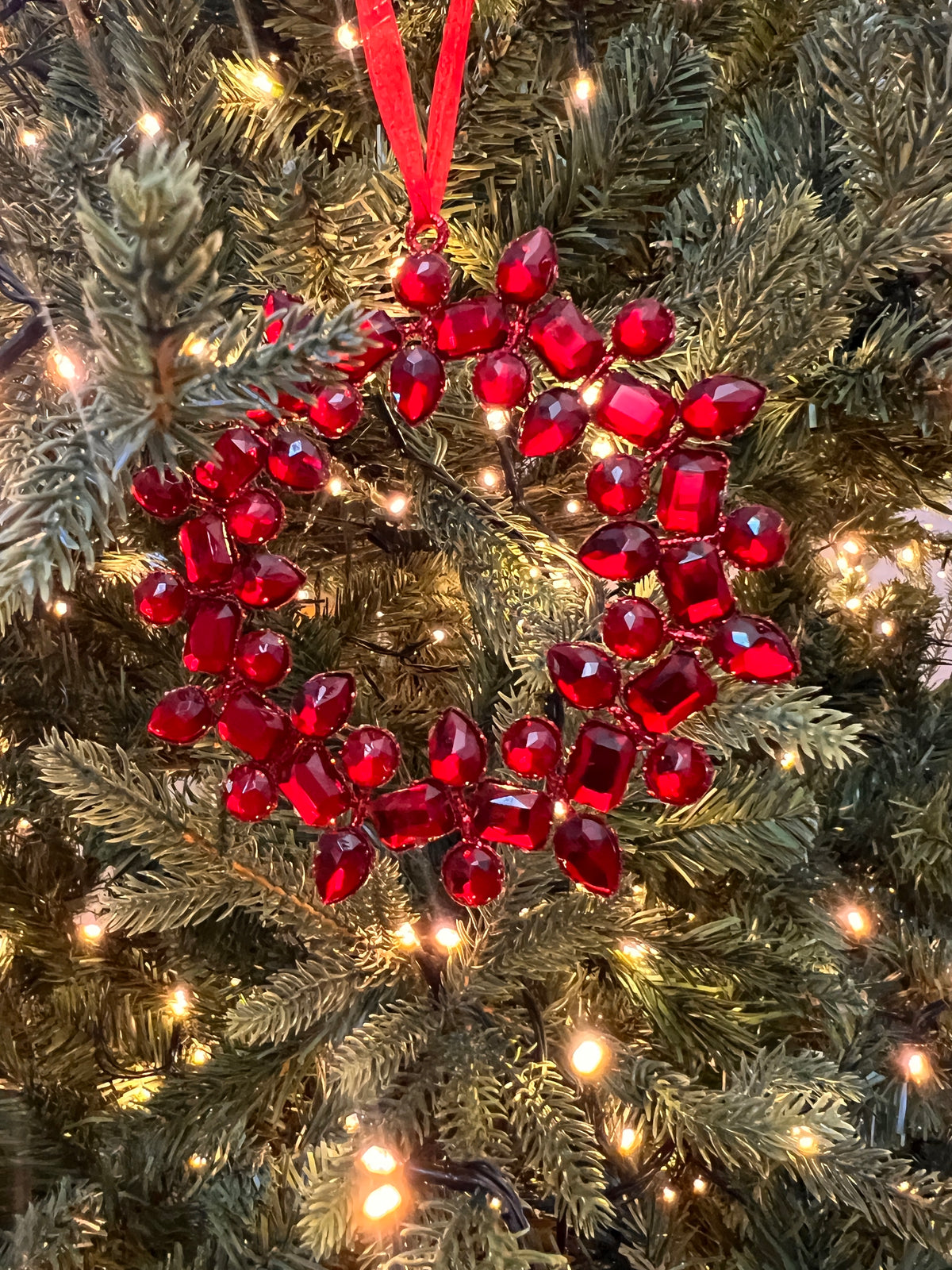 5” Jewel wreath ornament (red)