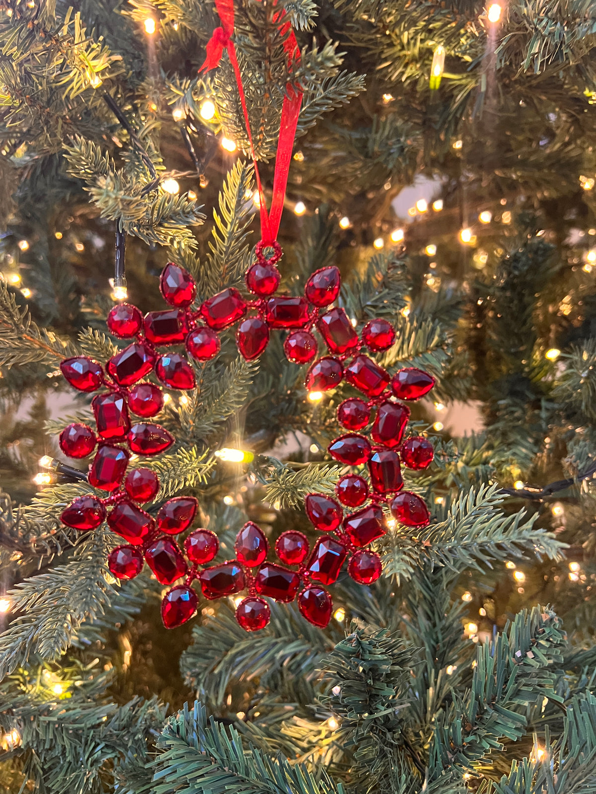 5” Jewel wreath ornament (red)