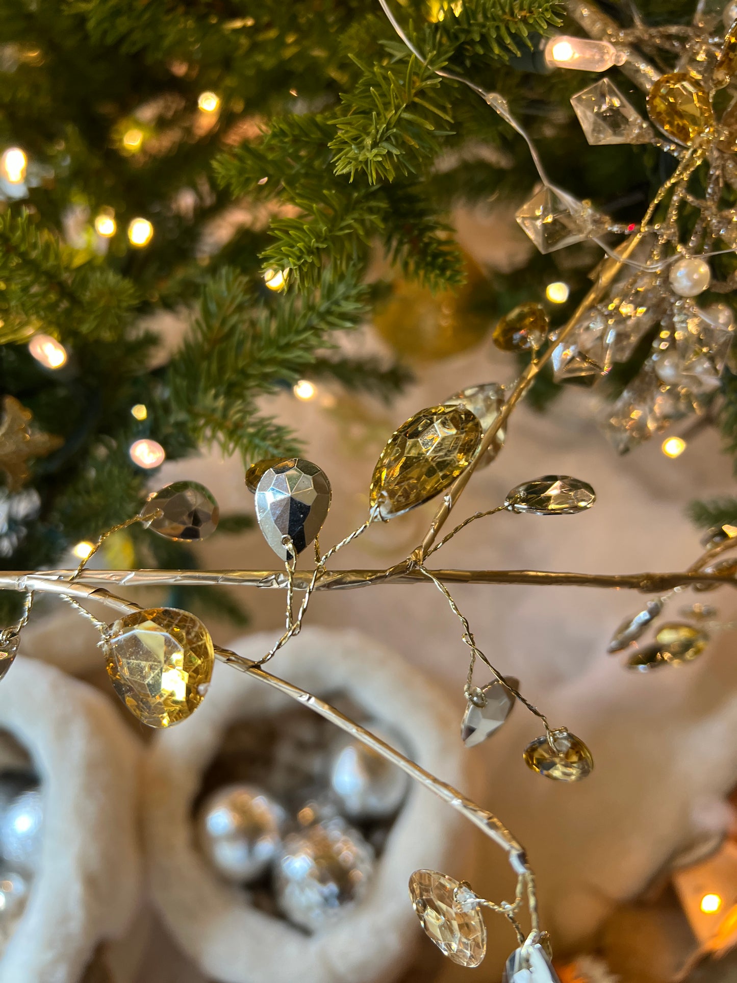 48" METAL JEWEL GARLAND